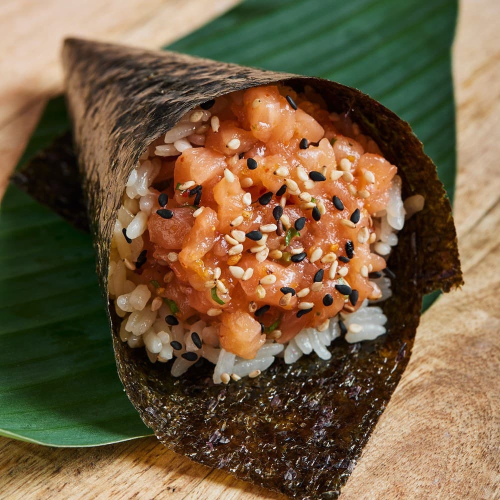 Handroll Salmon-shoyu