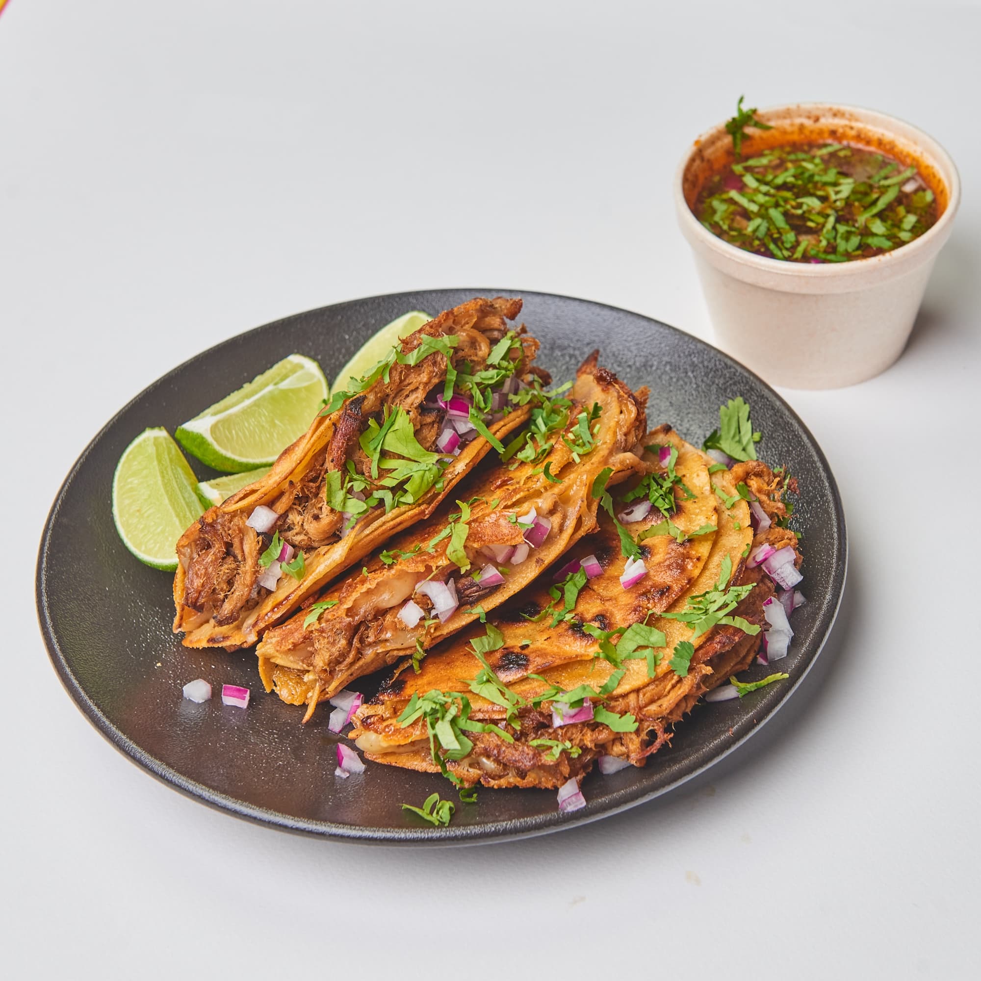 Quesabirrias de carnitas
