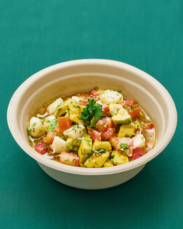 Tomatitos y Aguacate